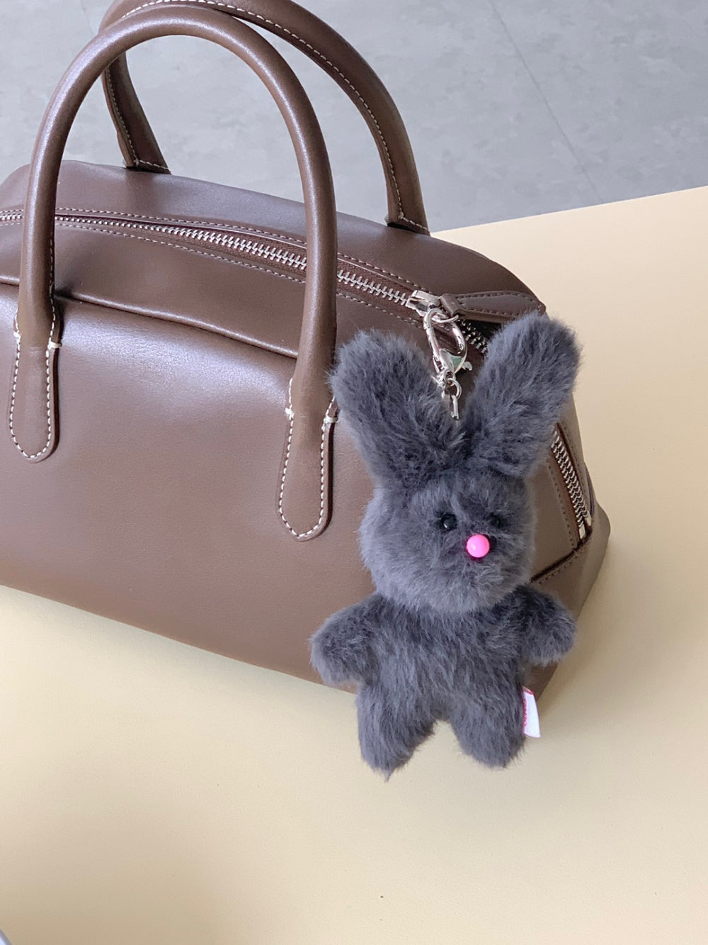 Olivet キーホルダー｜rabbit keychain 雑貨 うさぎ かわいい 韓国 – Little Rooms