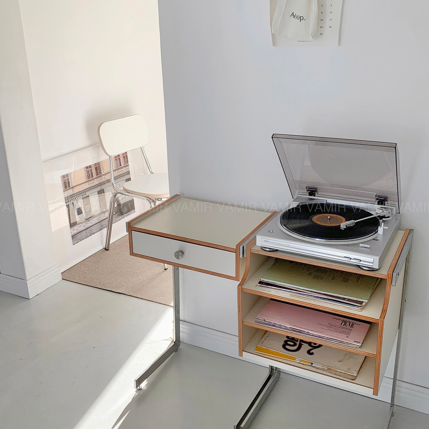 BR-2739-vamir-vamir サイドテーブル｜Morena LP side table （Vinyl）