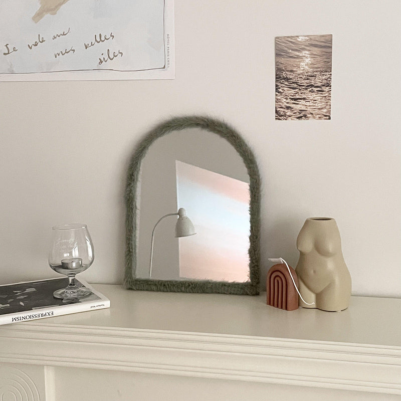 BR-1175-DADAHAUS-DADAHAUS｜FUR FRAME ARCHED MIRROR（LINE）