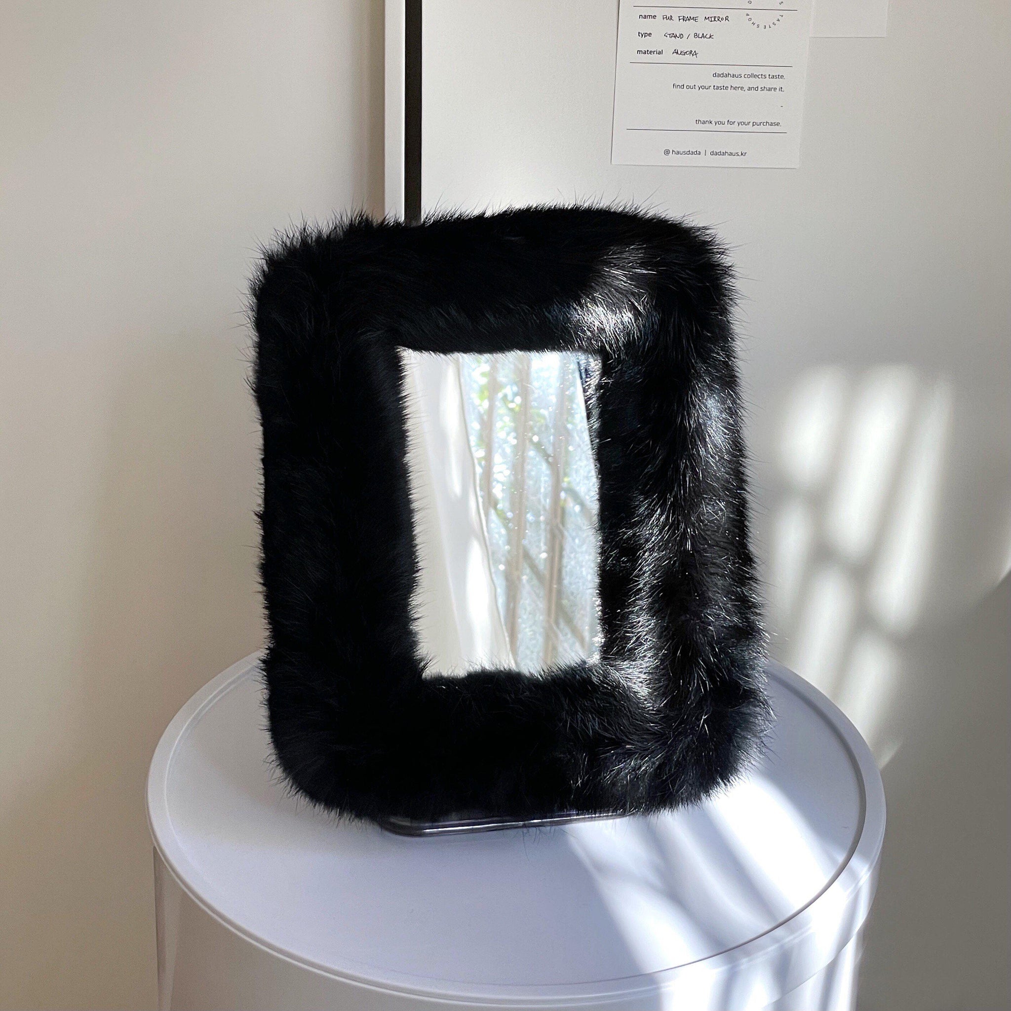 BR-1179-DADAHAUS-DADAHAUS｜FUR FRAME STAND MIRROR