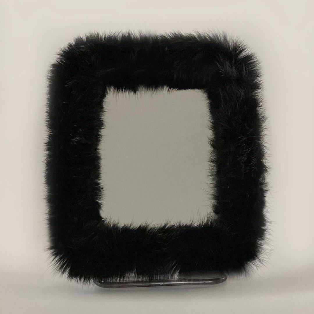 BR-1179-DADAHAUS-DADAHAUS｜FUR FRAME STAND MIRROR