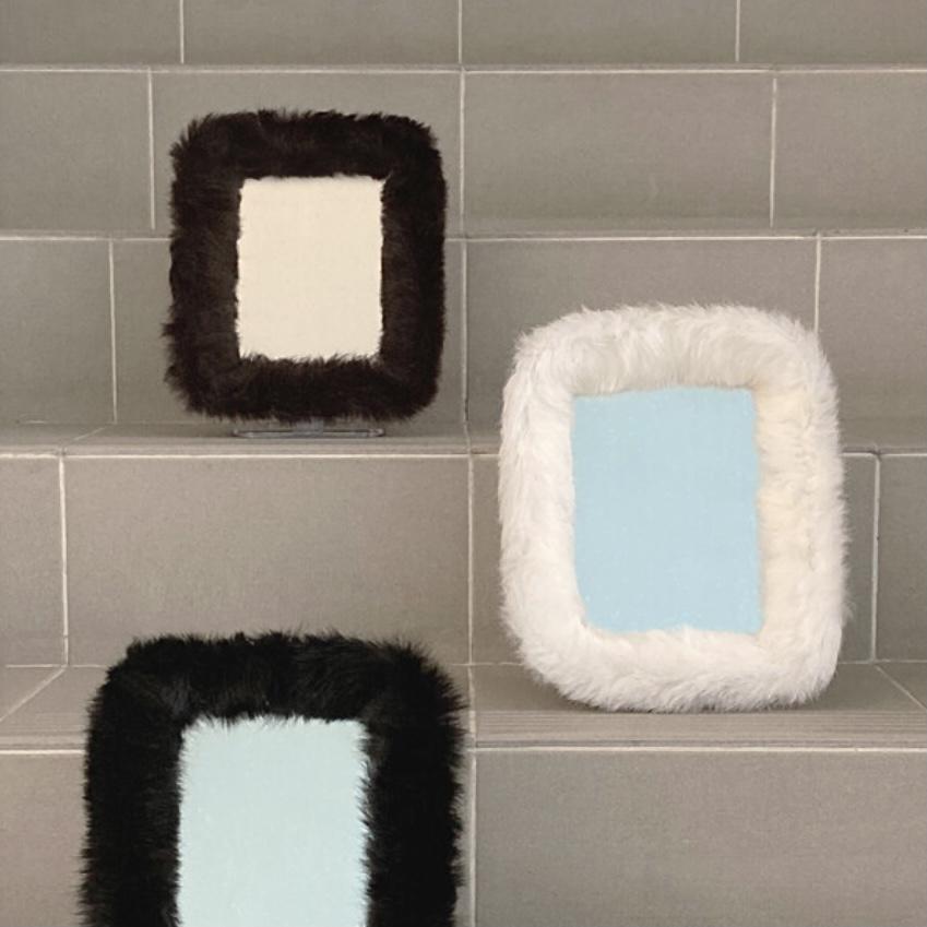 BR-1179-DADAHAUS-DADAHAUS｜FUR FRAME STAND MIRROR