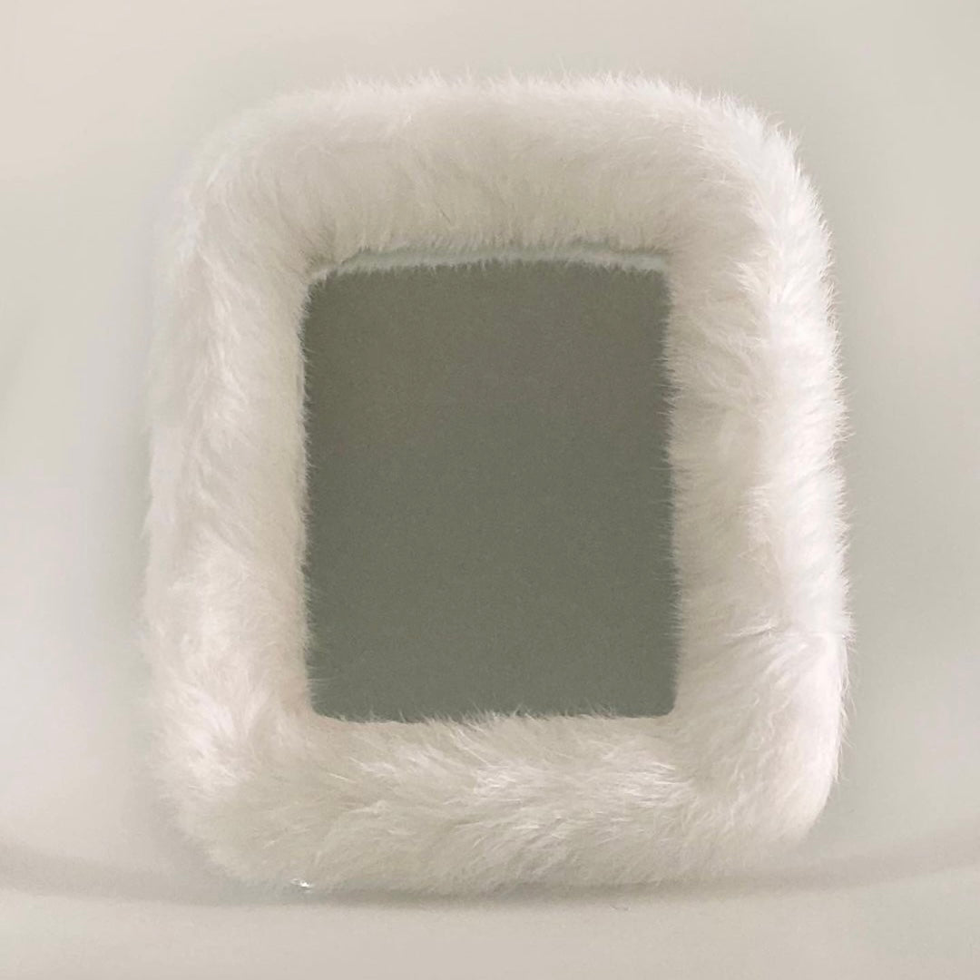 BR-1179-DADAHAUS-DADAHAUS｜FUR FRAME STAND MIRROR