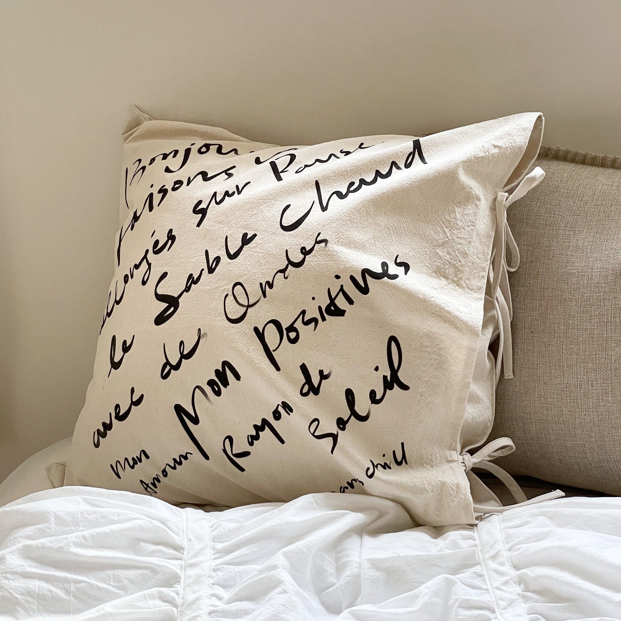 NCB25-00085A-HOTEL PARIS CHILL-HOTEL PARIS CHILL クッションカバー｜Cozy up Cushion Cover
