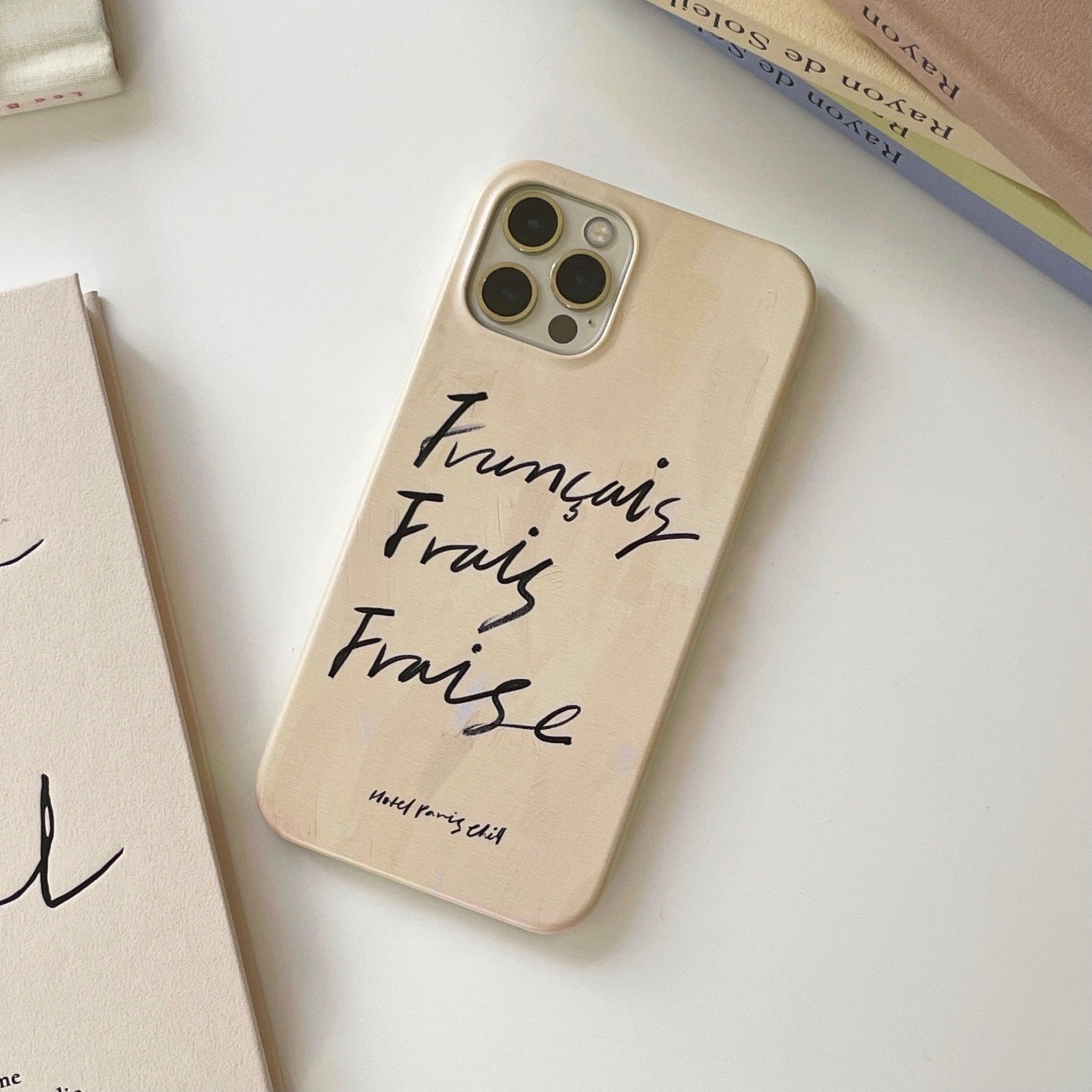 BR-1309-HOTEL PARIS CHILL-HOTEL PARIS CHILL｜Strawberry Phone Case（Ivory）