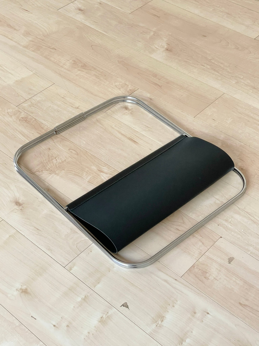 モダンマガジンラック モダンマガジンラック – Little Rooms