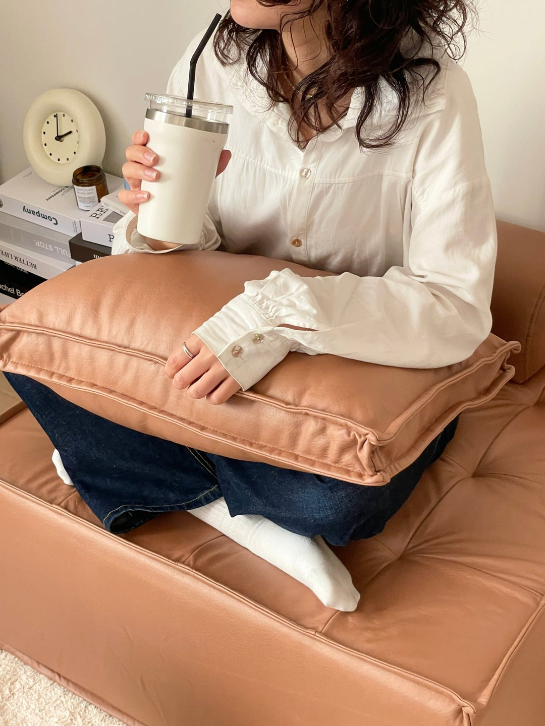 LC2 2人掛けソファ レザーソファ 韓国ソファ モジュール家具 カフェソファ LC2 2人掛けソファ レザーソファ 韓国ソファ モジュール家具 カフェ