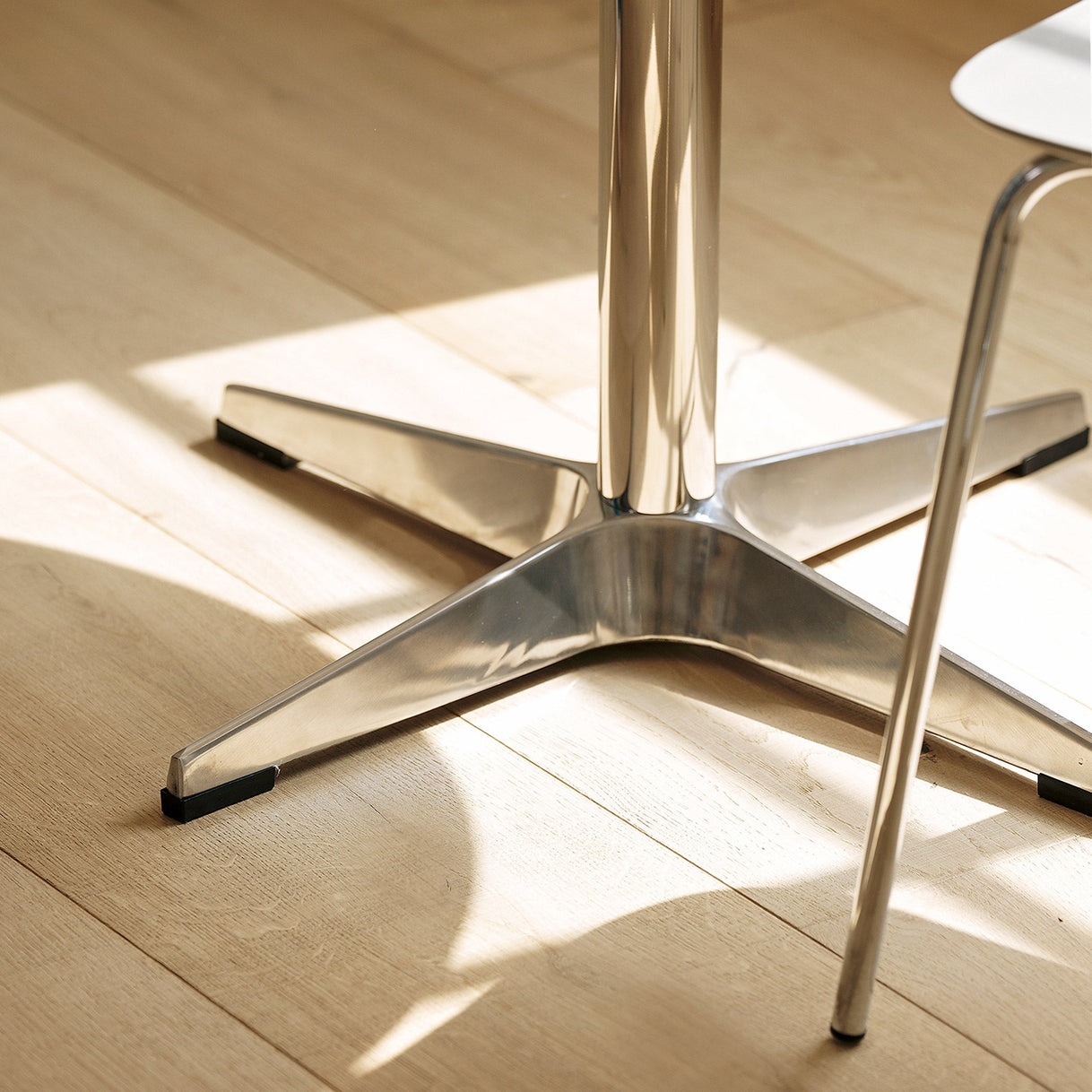 BR-3136-Roomnhome-Roomnhome｜セントラルダイニングテーブル