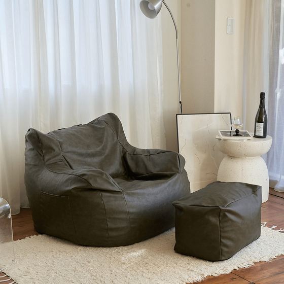 Matte Khaki のソファ